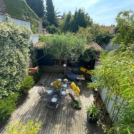 Hébergement de vacances La Maison Jasmin - 8 Personnes - Parking Prive - Climatisation - Jardin *