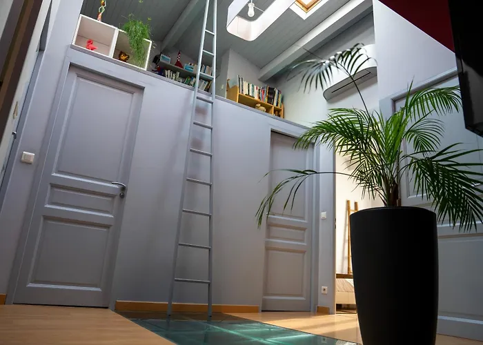 La Maison Jasmin - 8 Personnes - Parking Prive - Climatisation - Jardin *